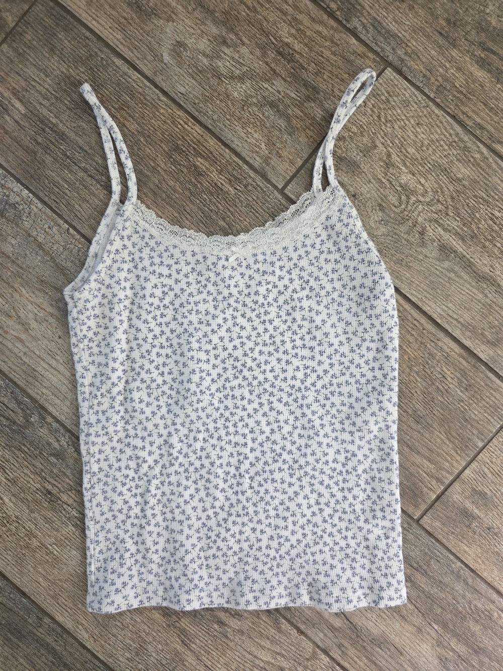 John Galt PACSUN Lace-Trim Blue Floral Cami Top ONE SIZE